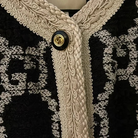 Gucci GG Logo Sweater Vest Coat Jacket Oversize  
Tweed Vest Black white - Picture 8 of 10